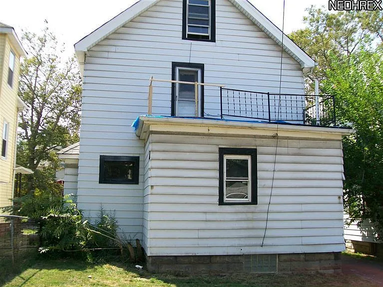 2059 W 89th St photo 1