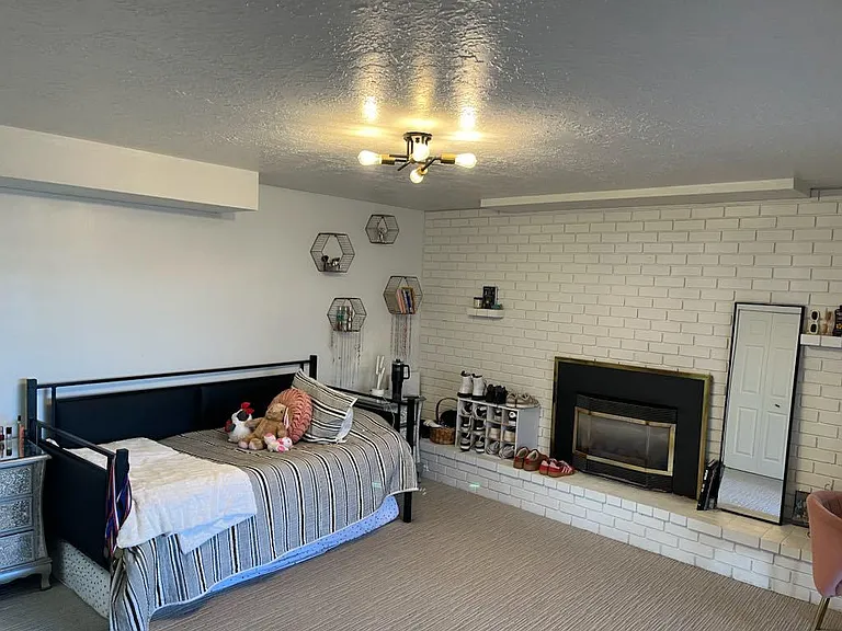 5720 S Oakwood Dr E — Photo 9