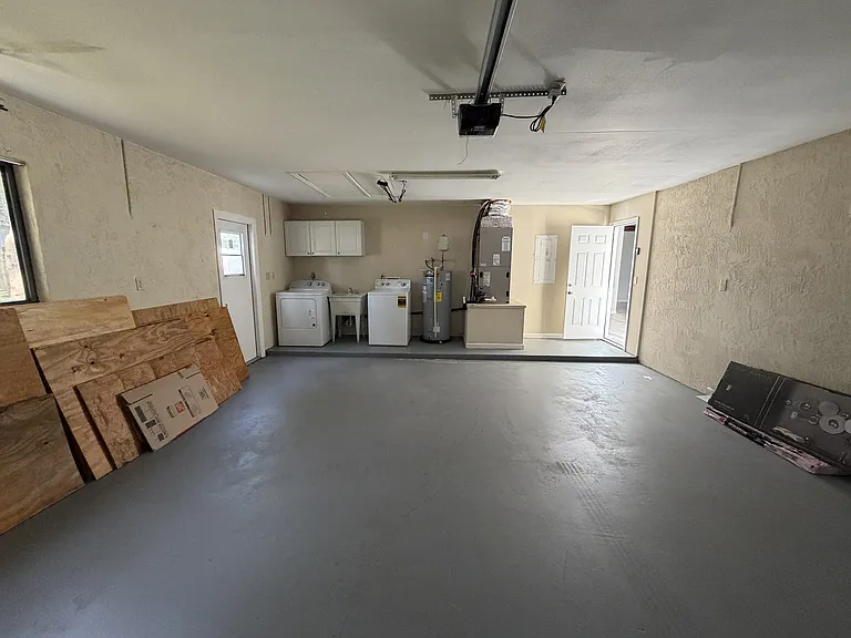 8434 Cypress Lake Cir — Photo 10