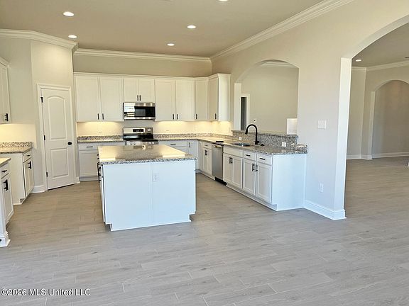 6th image of this home