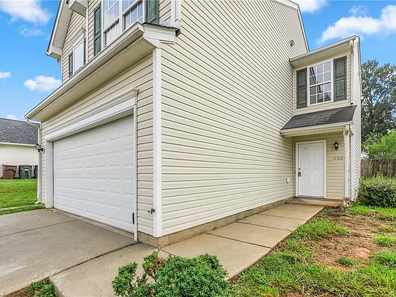 2nd image of 1103 Quinlan Dr