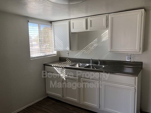 5th image of 529 S Bellview APT B