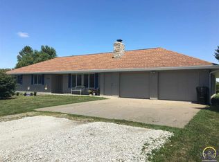 6126 SE 61st St, Tecumseh, KS 66542