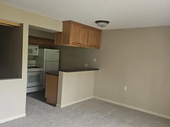 9400 Old Cedar Ave S APT 335, Bloomington, MN 55425