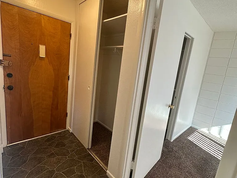 810 Mill St — Photo 5