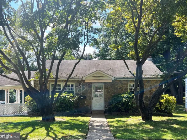 1000 Sterigere St, Norristown, PA 19401