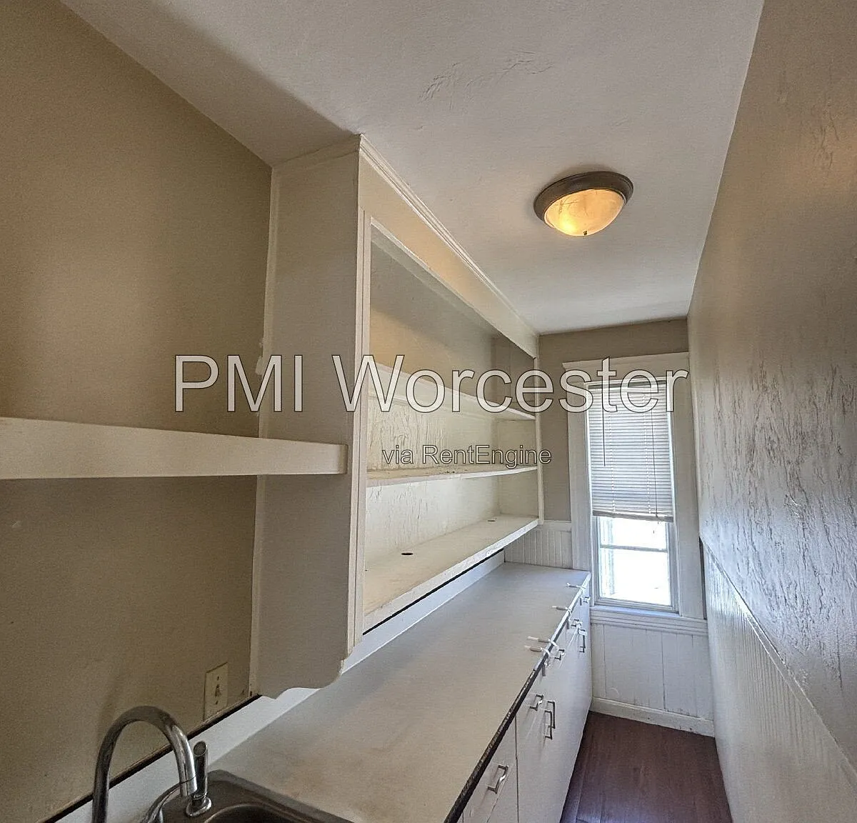 2 bed, 1.0 bath, $1,690 — Photo 4