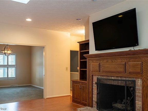 4th image of 1611 Wildwood Dr
