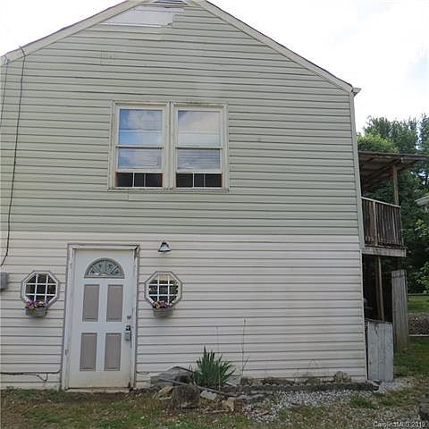 1st image of 94 Franklin St