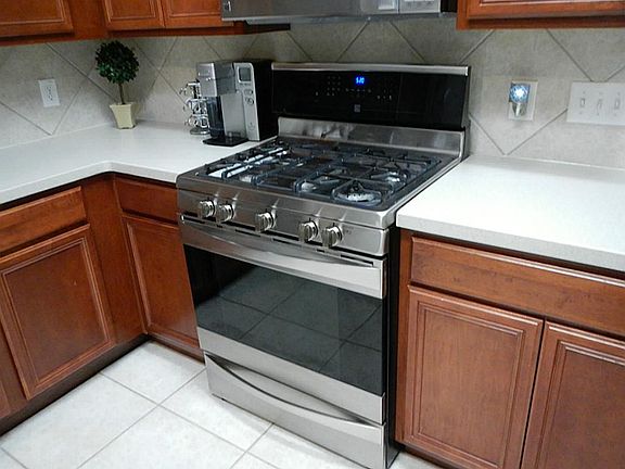 5th image of 1911 Palmetto Park Ct