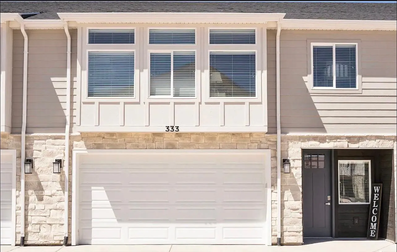 W Wysteria Dr, Garden City — Photo 1