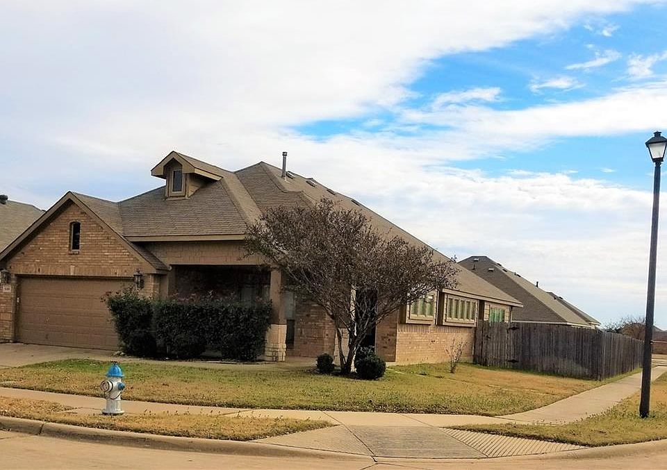 1st image of 616 Minkel Dr