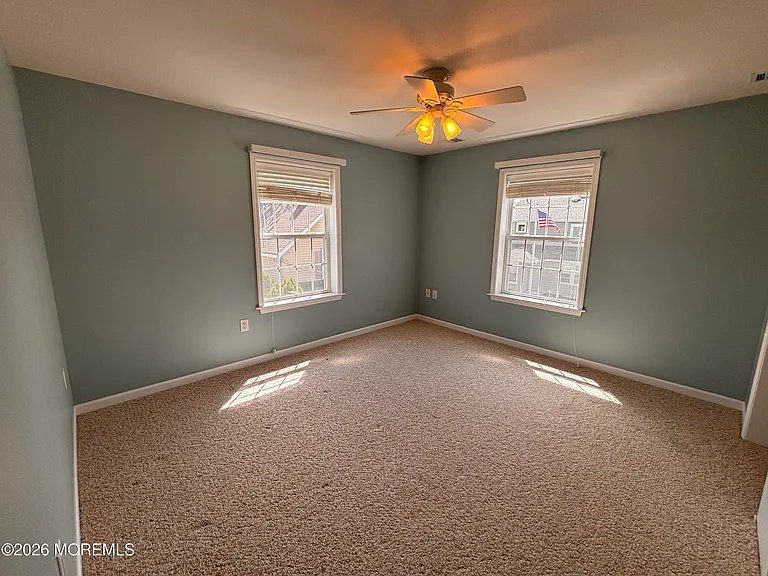 513 Evergreen Ave — Photo 37