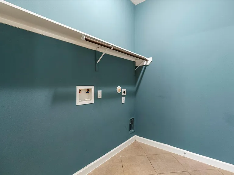 19511 Dunlay Springs Dr — Photo 17