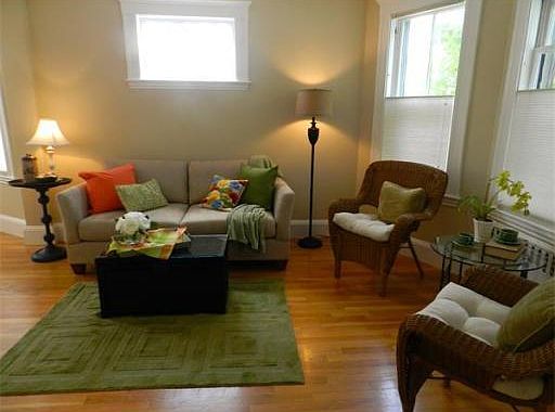 4th image of 22 Wisteria St #1