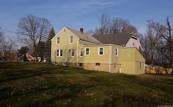 Spacious updated home. Imma...