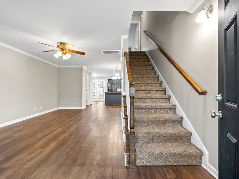 357 Sam Houston Cir