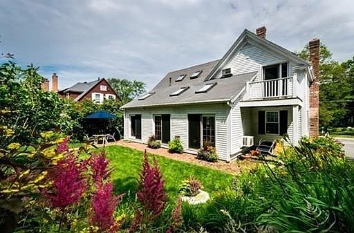 3rd image of 48 Pond St