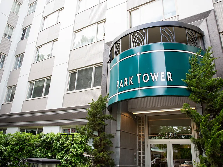 Park Tower Apartments — Photo 75