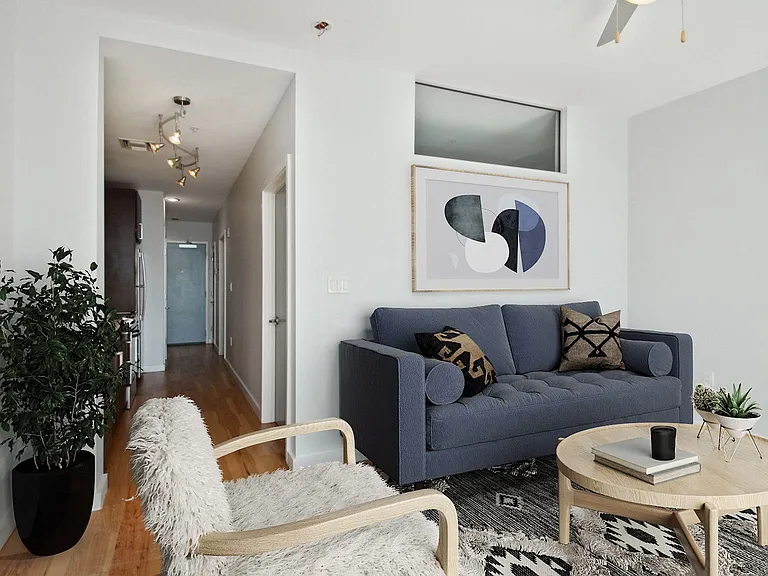 The Strand Apartments — Photo 3