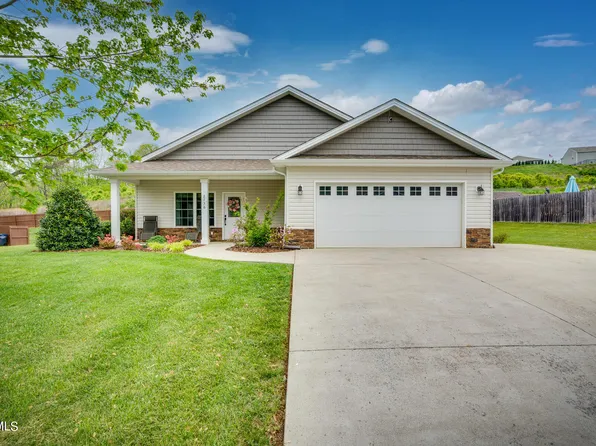2736 Rock Springs Rd, Kingsport, TN 37664