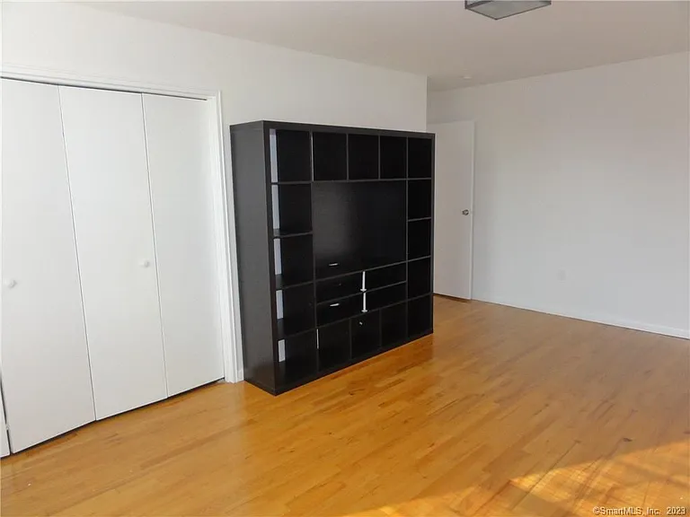 Newfield Terrace Apartments — Photo 9