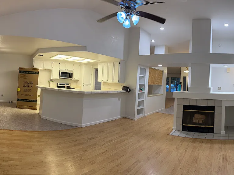 900 Quate Ct — Photo 5
