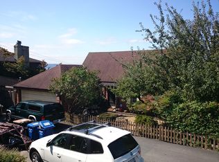 9825 Marine View Dr SW, Seattle, WA 98136