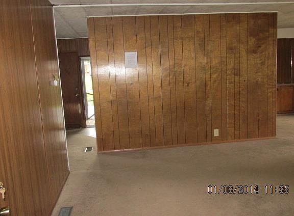 3rd image of 11813 202nd Ave E