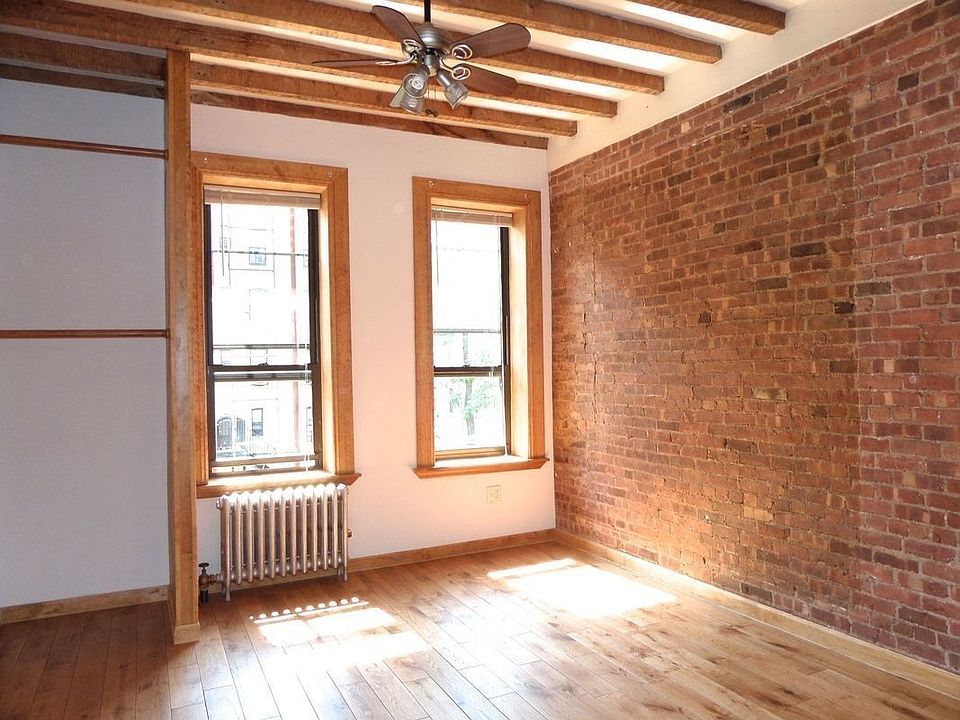 1st image of 2281 1st Ave #2