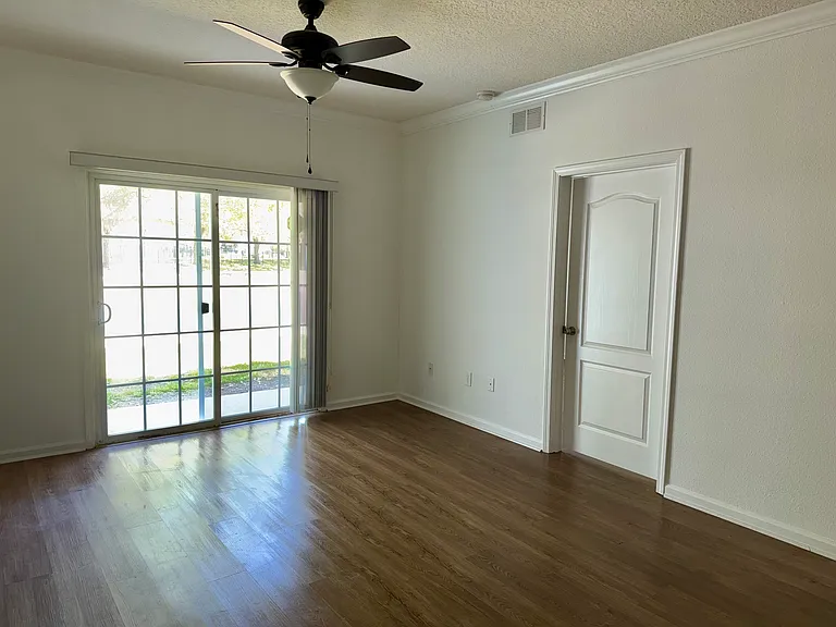 4911 Key Lime Dr #108 — Photo 2