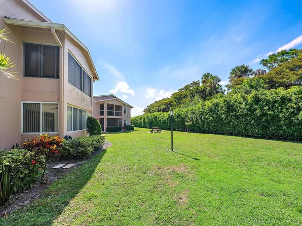 12416 Alternate A1a #P7, Palm Beach Gardens, FL 33410