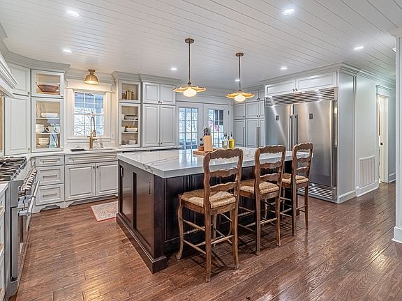4th image of 138 Sandy Ln