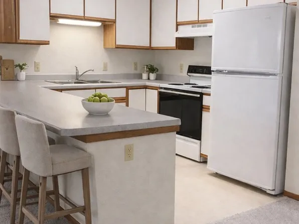 400 11th Ave NE APT 208, Waseca, MN 56093