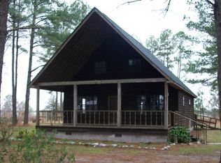 209 Beasley Ln, Broxton, GA 31519