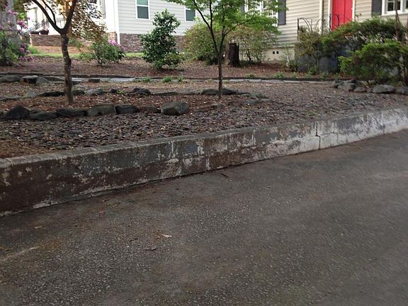 Driveway, Front of House