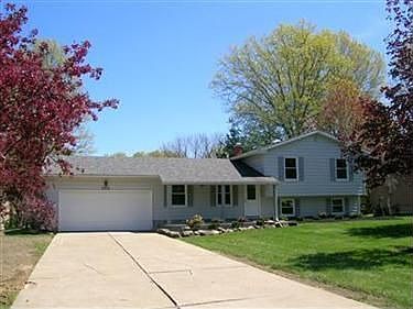 2nd image of 2333 Oak Trace Dr