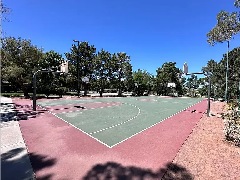 1810 Stablegate Ave — Photo 22