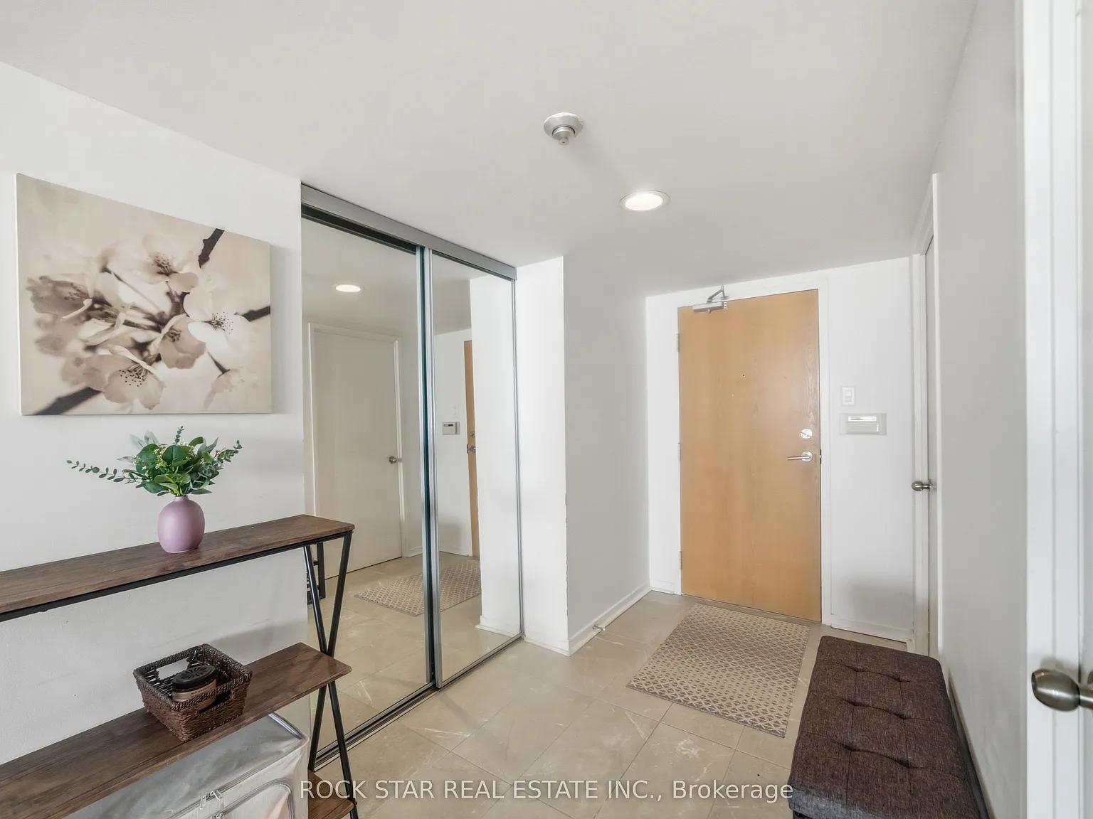 2 bed, $3,000 — Photo 3