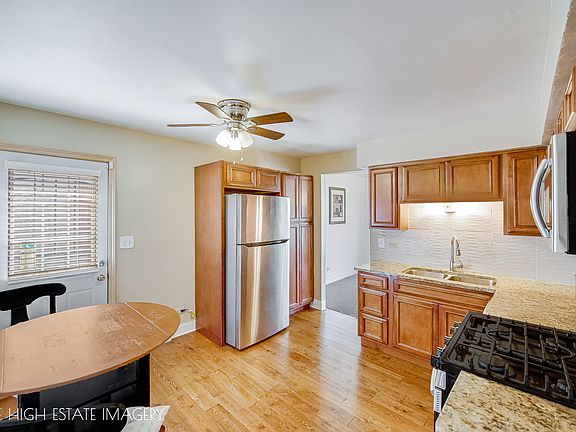 4th image of 2816 Tennyson Pl