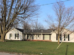 15 S 6th St, Bowling Green, MO 63334