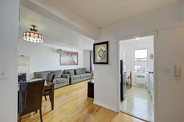 Sold by Akam Sales and Brokerage | media 2