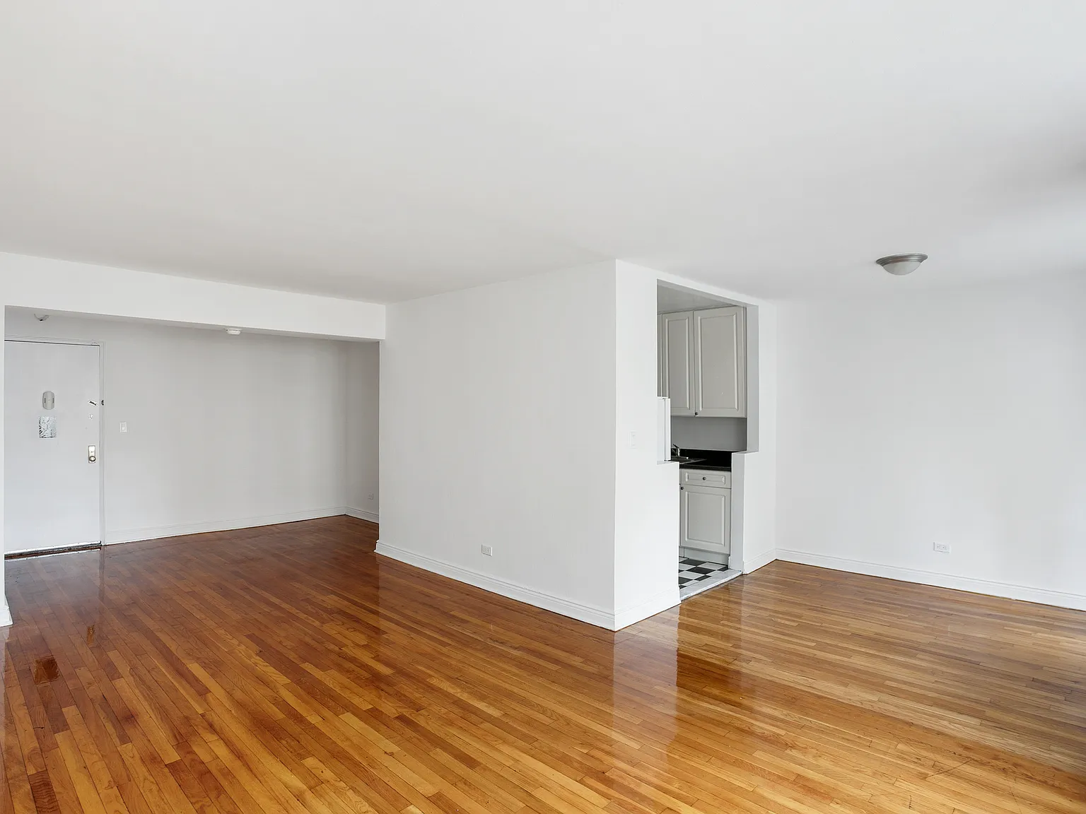 2400 Webb Avenue — Photo 2
