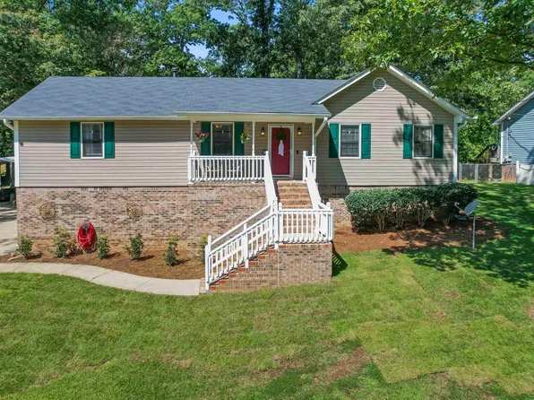2200 Deer Run Ln, Bessemer, AL 35023