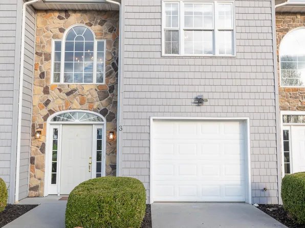 149 Townhouse Lane 3-b, Lewisburg, WV 24901