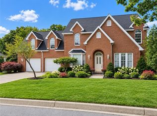 101 Lexington Dr, Saint Clairsville, OH 43950