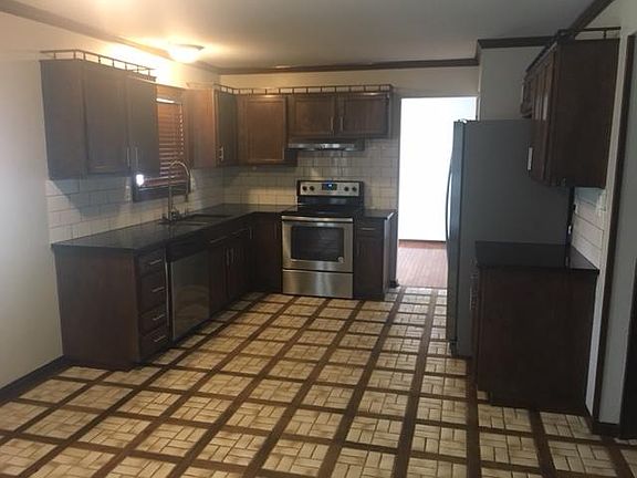 2nd image of 3956 Platte Ave