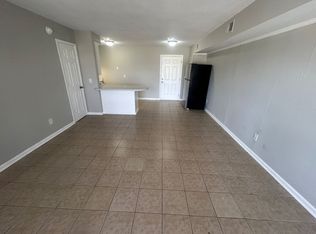 1013B Leaphart St, West Columbia, SC 29169