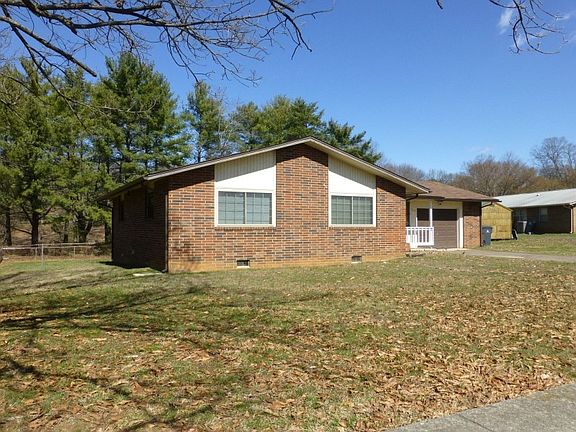 3rd image of 1719 Laurans Ave
