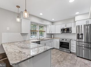 34 Tullycross Ct, Lutherville Timonium, MD 21093